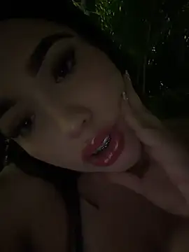 SofiaWildee webcam