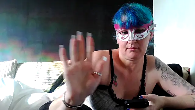 Ruby_1255 live cam on StripChat
