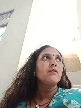 Nishababy12 on Stripchat