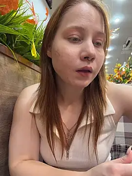 SlavicCandy live cam