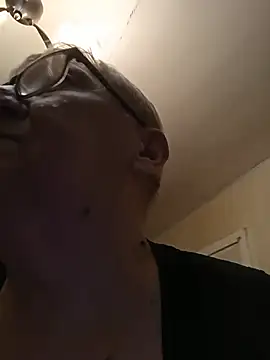 Molli1408 live cam preview
