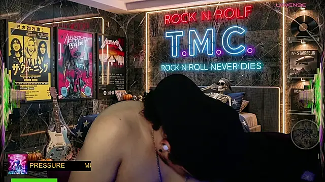 chino_roz live cam on StripChat