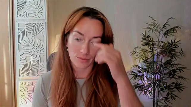 RebeccaMartinez live sex cam