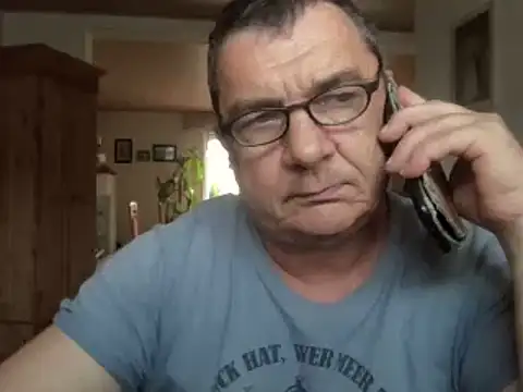 Nobbie444 live cam preview