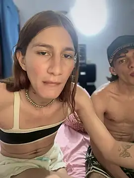 Pride_couple live cam on StripChat