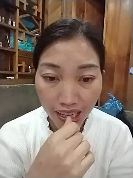 Lovephay8x live cam on StripChat
