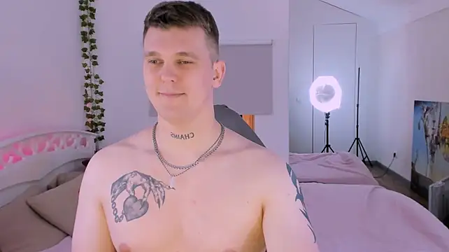 HotVanee