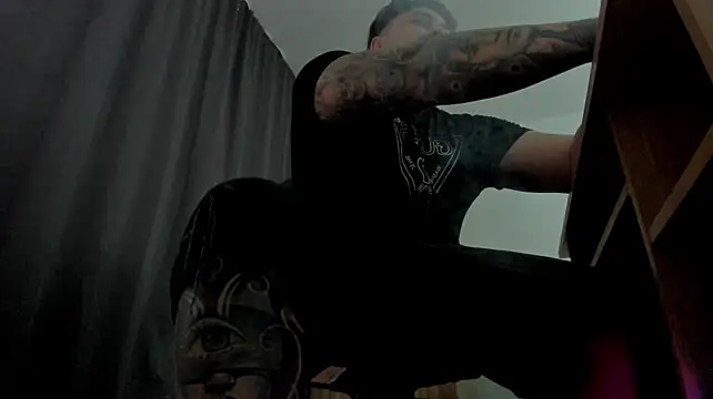 TonyWinston live cam on StripChat