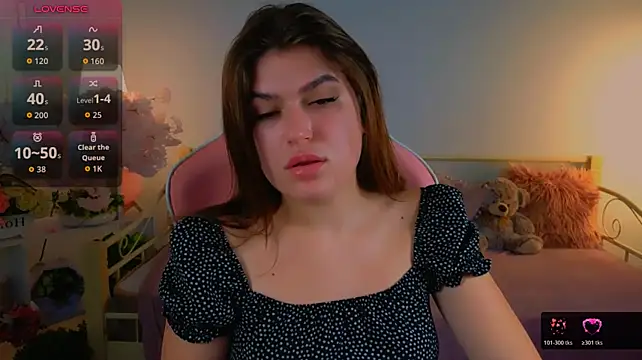 Aurora__Glow live cam on StripChat