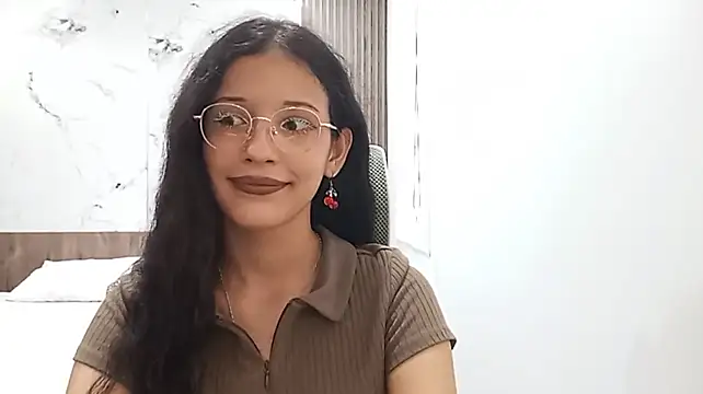 MandaForero live cam on StripChat