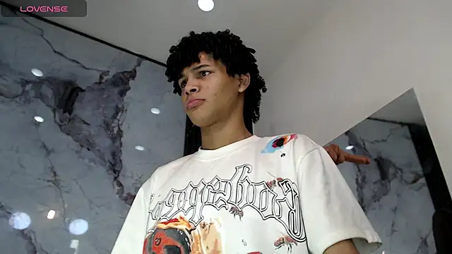 MatewHottxxx webcam
