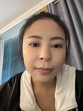 YaoYao8888 live cam on StripChat