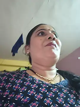 Karishma_bhabi02