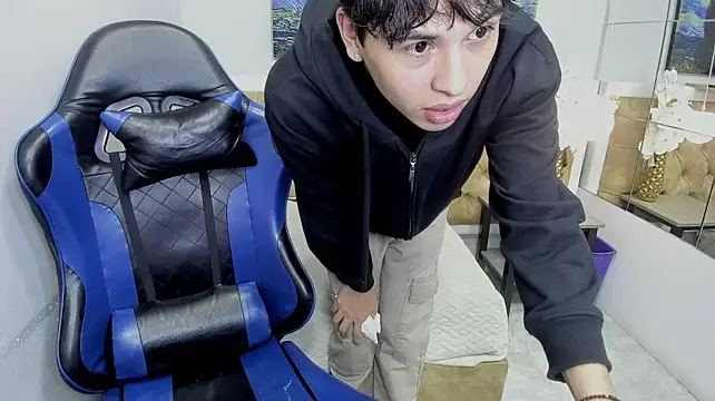 StiwenTwink webcam