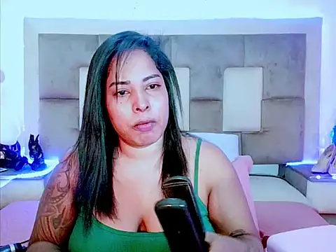 indiantopaz694u live cam on StripChat