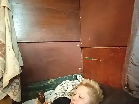 Tina_Mirabella live cam preview