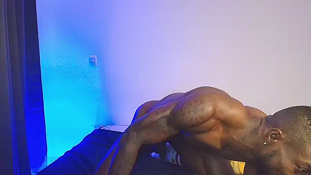rivaas01 live sex cam