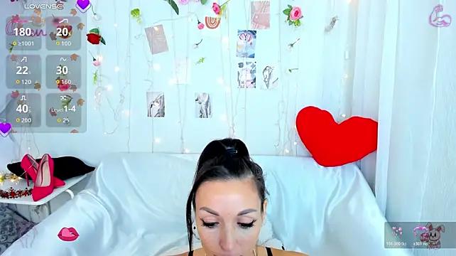 jessica_tiny live cam on StripChat