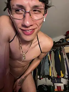 alexmendoza24 live sex cam