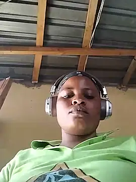JuicyHoney_01 webcam