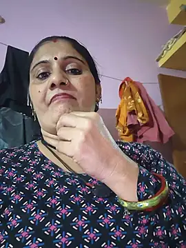 Karishma_bhabi02
