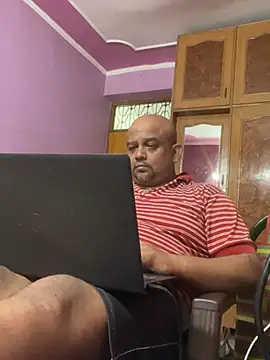 Dick_6inches_Delhi
