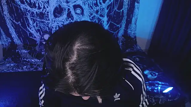 mikaskullcs