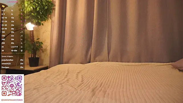 Webcam en directo de la tetona KatherineMaginn