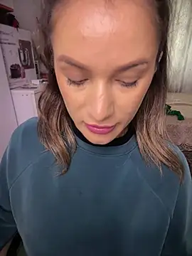 HotXMom_ webcam