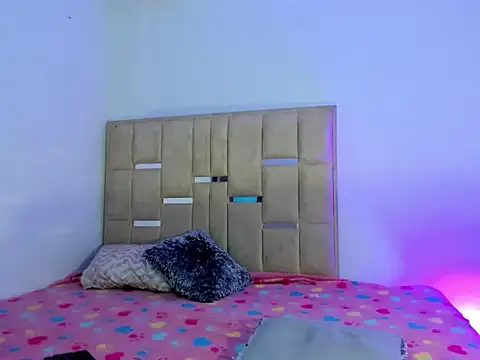 Keily_Tsx1