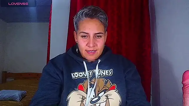Yessi_rousse webcam