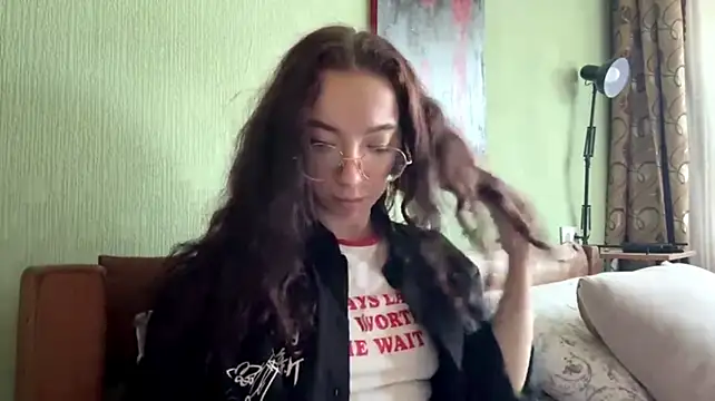 KarryRosamond live cam on StripChat