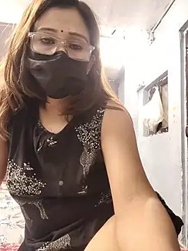 hot_laxmi2