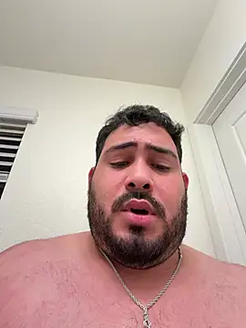 Bearboy29 live cam on StripChat