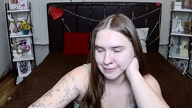 LauraHlot