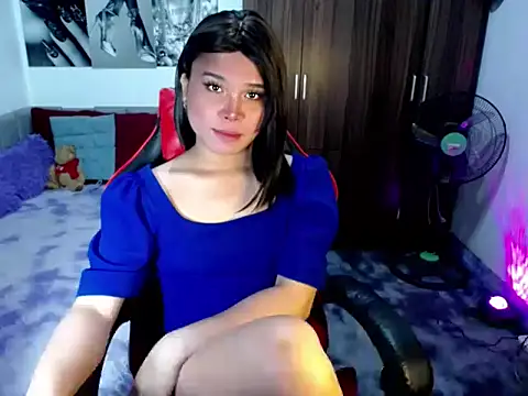 sofiathe1st live cam on StripChat