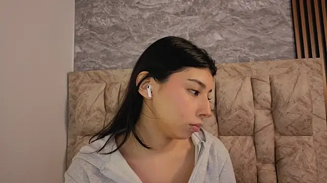 chloe_bluee_