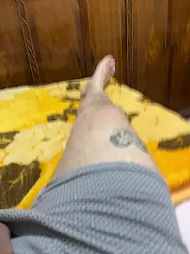 fish-in-the-tank live cam on StripChat