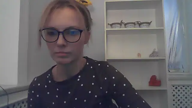 AdelleLovee_ live cam preview