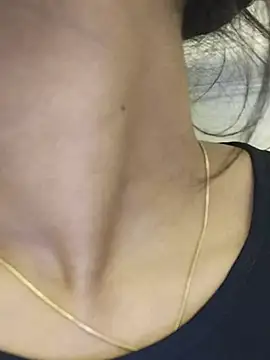 Raseeli_bhabhi1 live cam preview