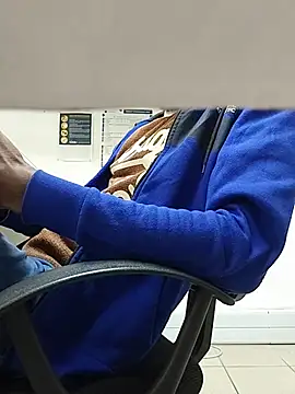 THATHAIRYTALLDUDE
