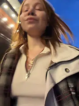 SlavicCandy live sex cam