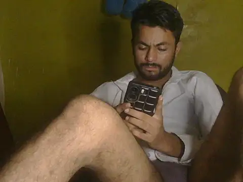 Stubborndesiboy live sex cam