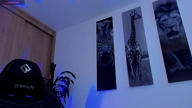 Santos_ramirez1 live cam on StripChat