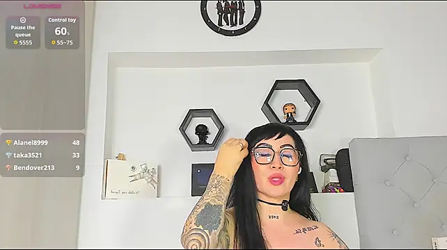 Vicky_hotmilf