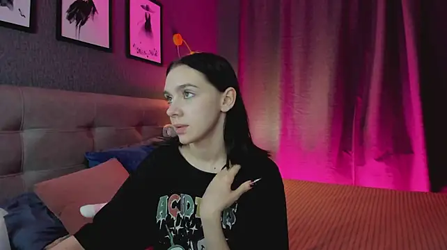Lesi_Moonie01