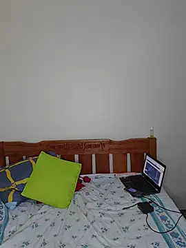 Katrina_plussize live cam on StripChat