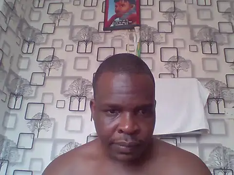 Chumba_001 live cam on StripChat