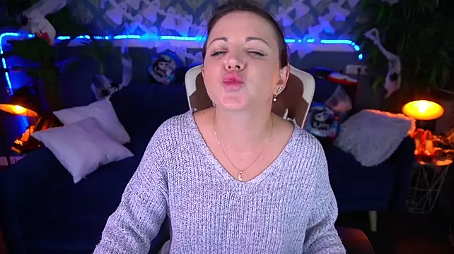 Dafni_Monn live cam preview