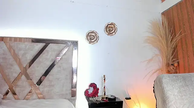 AGATHAA_WHITE